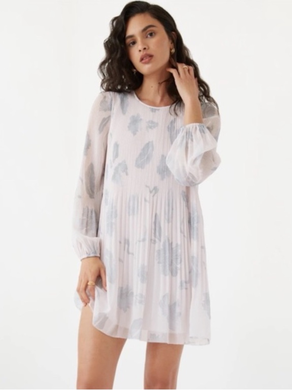 Aritzia Wilfred Daydreamer Mini Dress